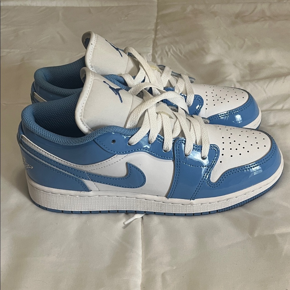 Nike Jordan Tarheel Blue patent leather sneakers